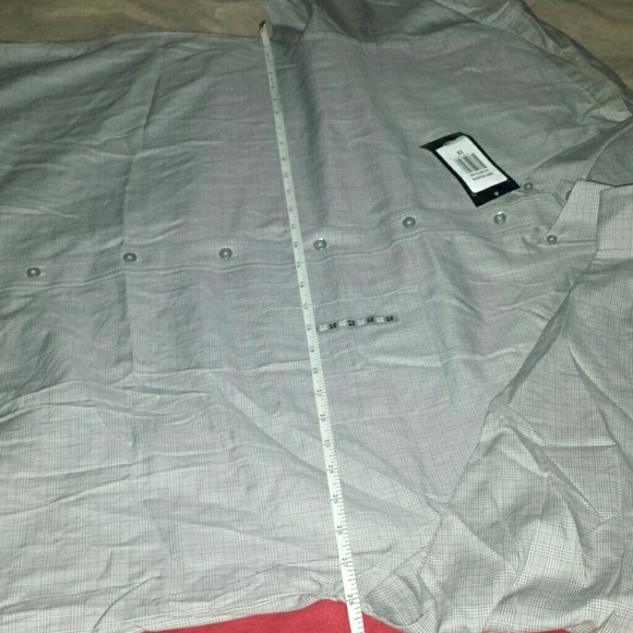 NWT Van Heusen "Wrinkle Free" Button Down - Picture 8 of 8